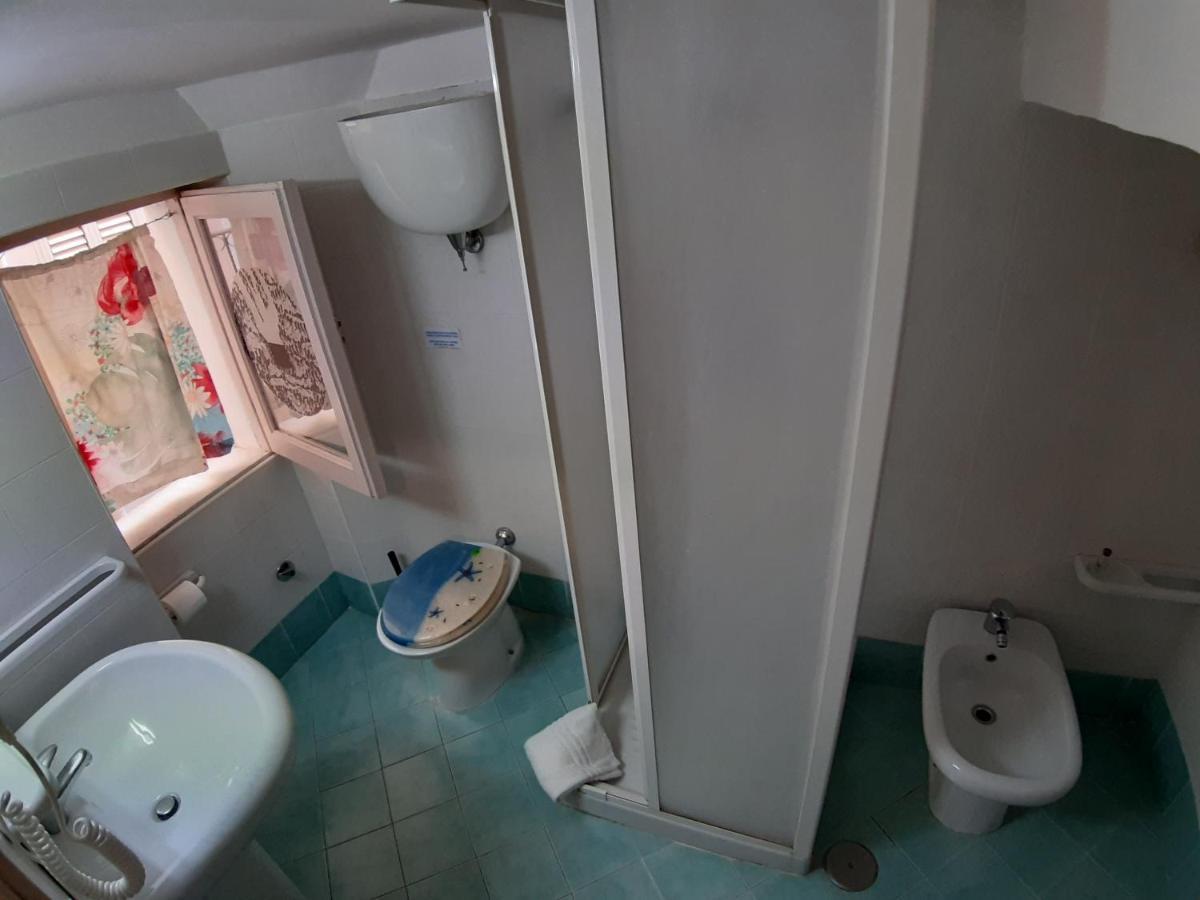 Апартаменты Casa Vacanza Niki Гаэта Экстерьер фото